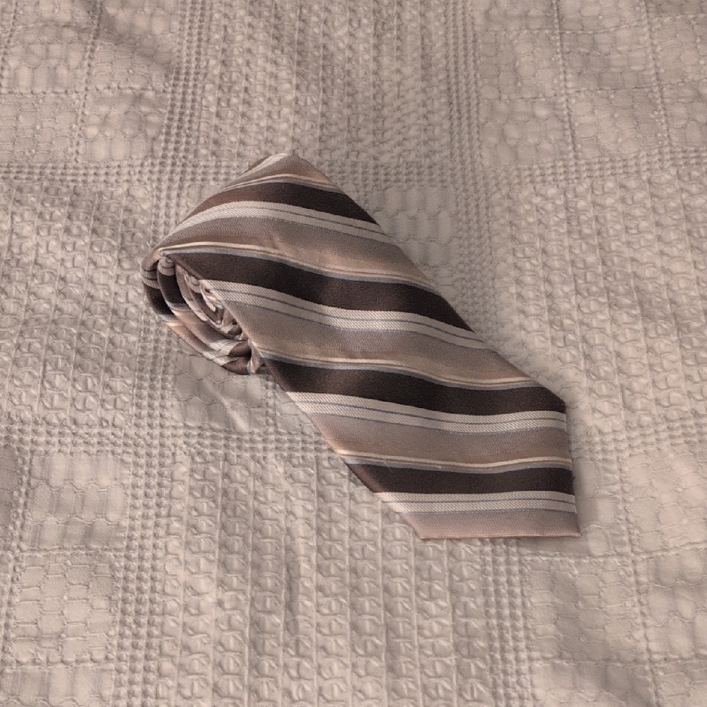Calvin Klein Brown and Cream Silk Tie
